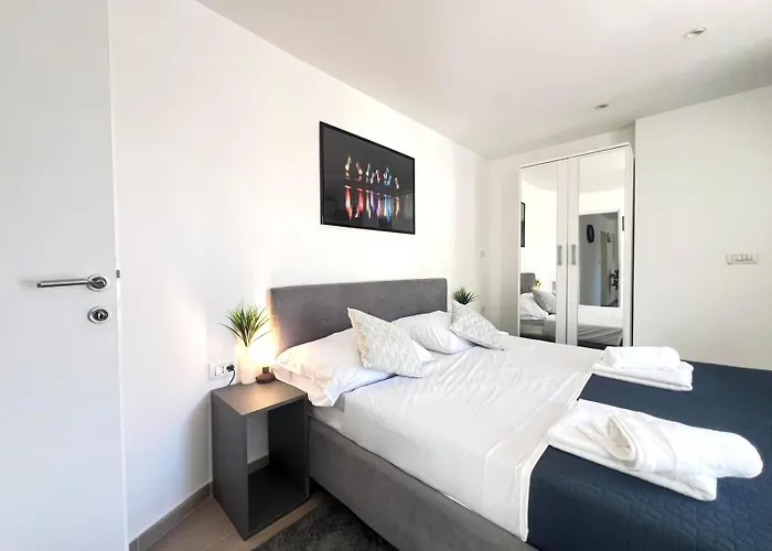 Apartment Azzurro Mare Pula