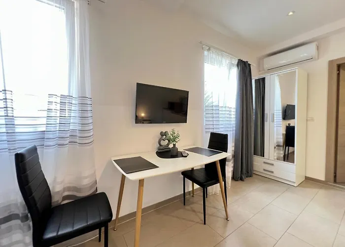 Azzurro Mare Apartament *