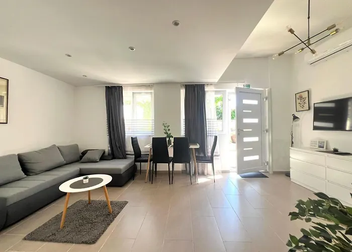 Azzurro Mare Apartament *