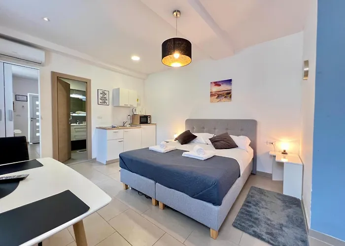 Apartament Azzurro Mare Pula