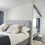 Апартаменти Azzurro Mare *