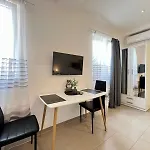 Azzurro Mare Апартаменти *