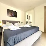 Azzurro Mare Апартаменти